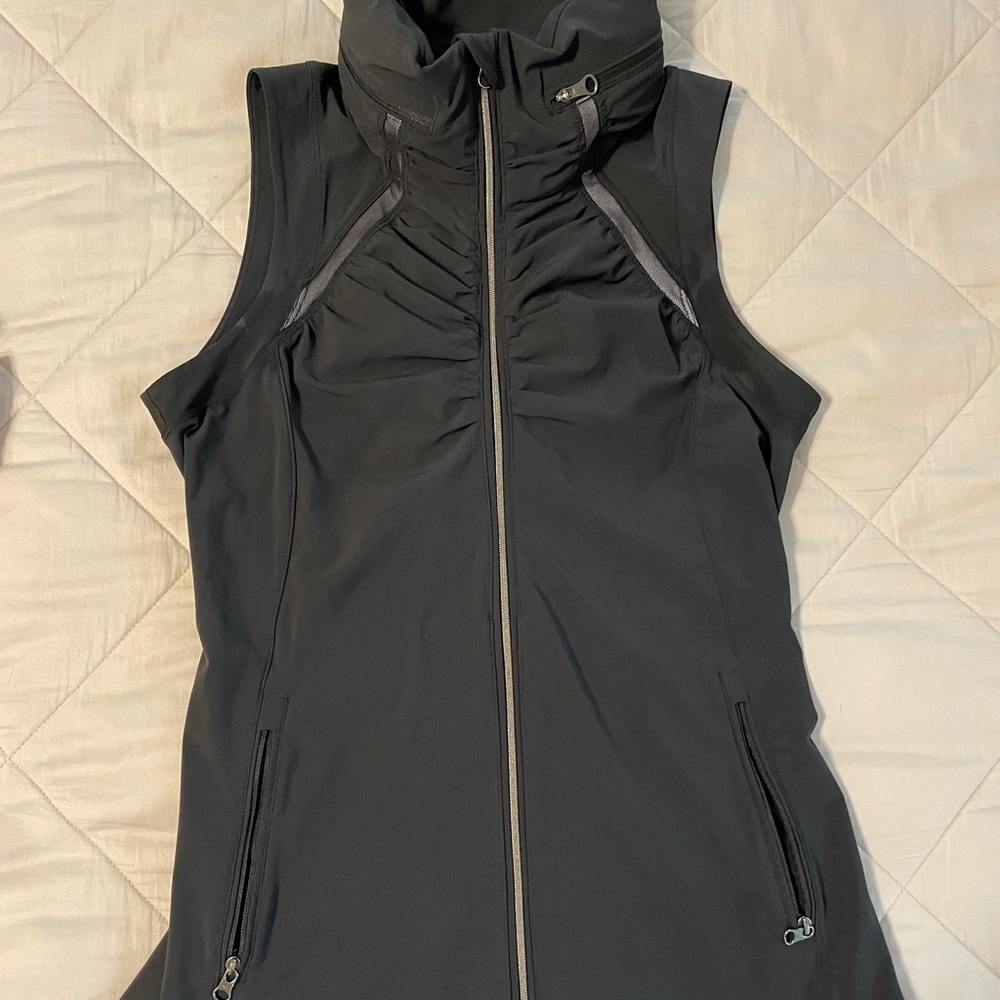 Lululemon vest